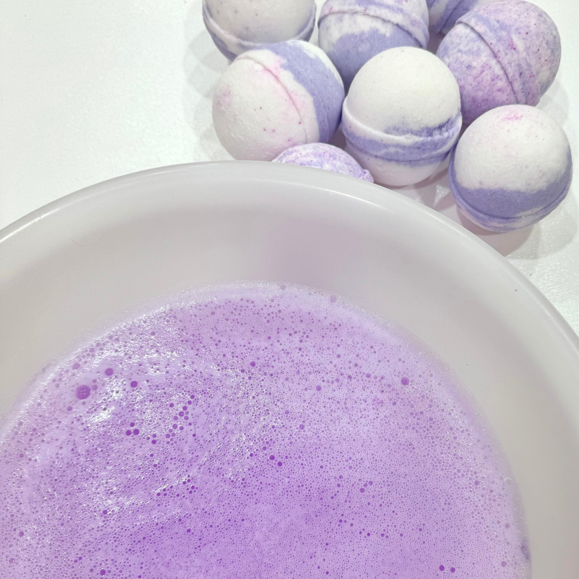 Elegance Parfume Bath Bomb - Bubbling Bath Bomb